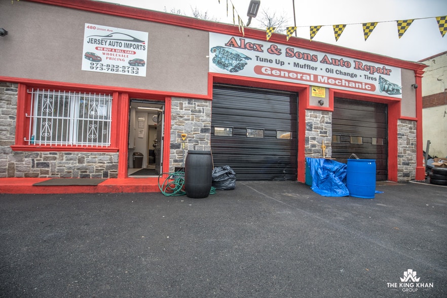 Primary Photo Of 480 Union Ave, Paterson Auto Repair For Lease