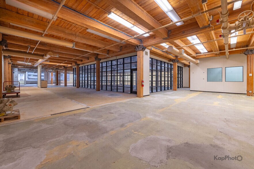 More Photos Of 819 S Wabash Ave, Chicago Loft Creative Space For Lease