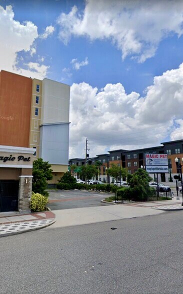 More Photos Of 692 N Orange Ave, Orlando Freestanding For Lease