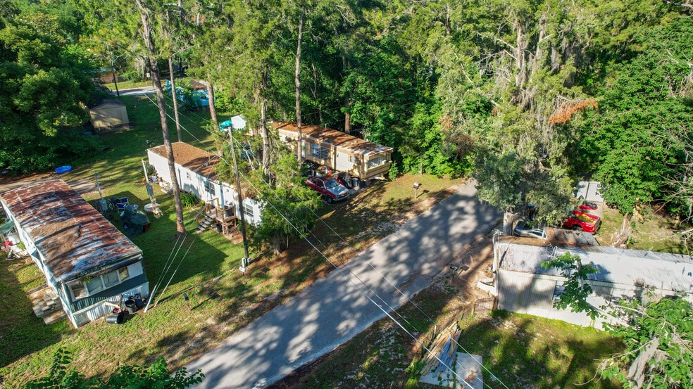 More Photos Of 224 SE Davie Ct, Lake City Manufactured Housing Mobile Home Park For Sale