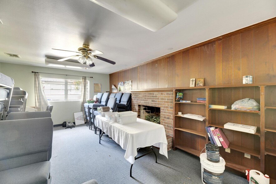 More Photos Of 3001 S Kings Ave, Brandon Religious Facility For Sale