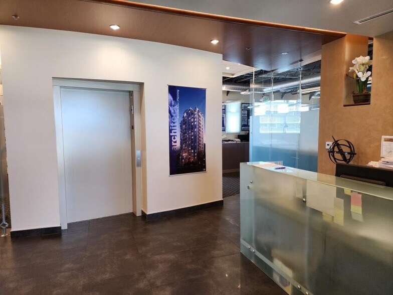 More Photos Of 14738 Pipeline Ave, Chino Hills Office For Lease