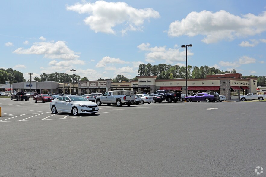 More Photos Of 1461 Hunter Hill Rd, Rocky Mount Unknown For Lease