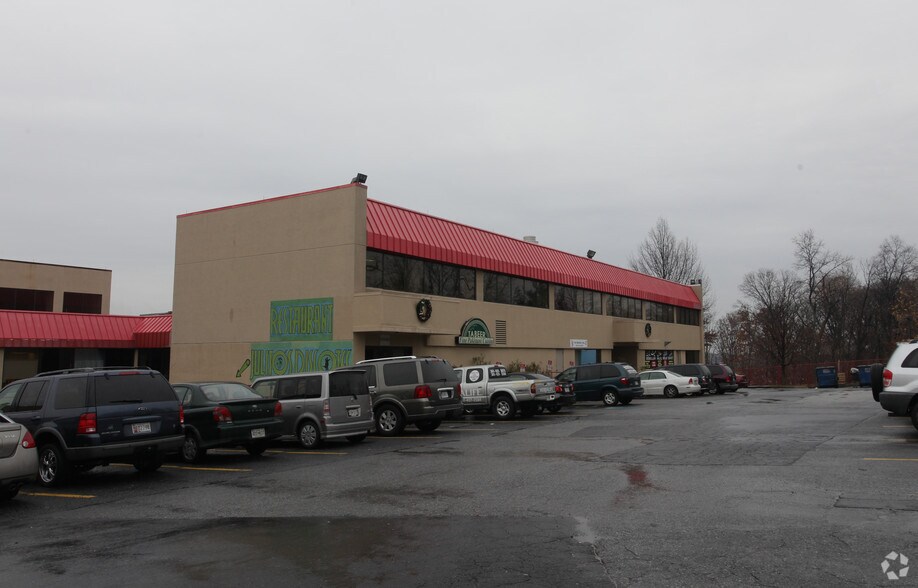More Photos Of 1401 University Blvd E, Hyattsville Storefront For Lease