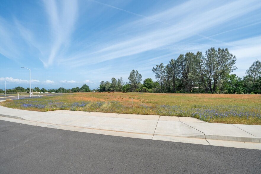More Photos Of Airport Rd @ Rancho Rd, Redding Land For Sale