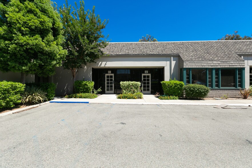 More Photos Of 1921 Carnegie Ave, Santa Ana Industrial For Lease