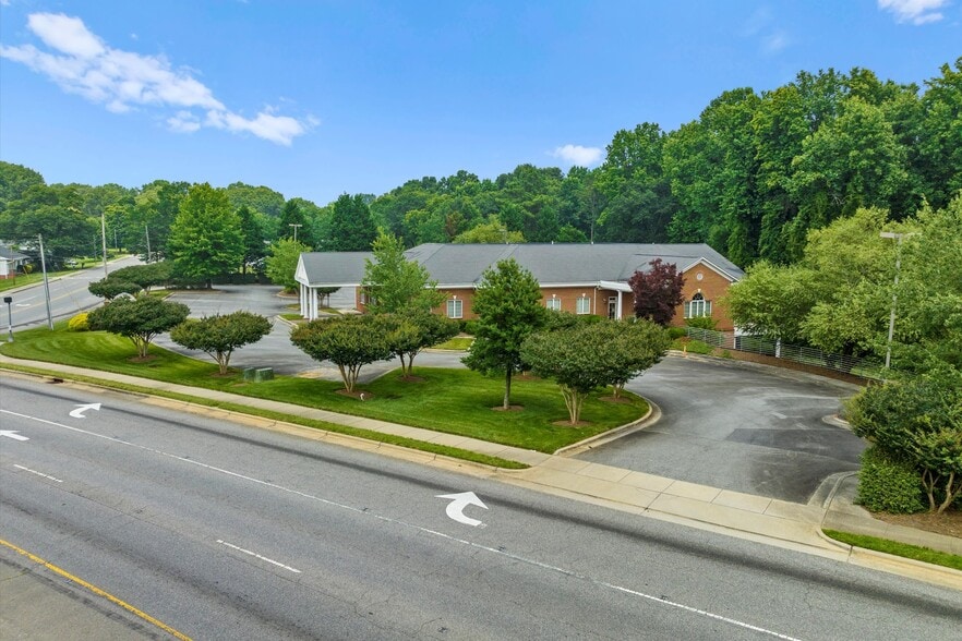 More Photos Of 1146 N New Hope Rd, Gastonia Medical For Lease