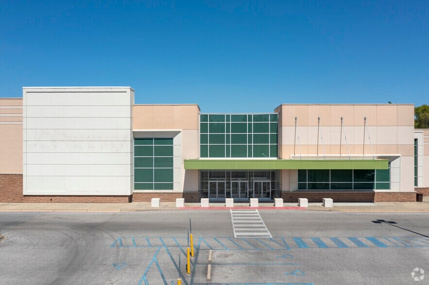 More Photos Of Eastern Valley Rd & I-459, Mc Calla Unknown For Lease