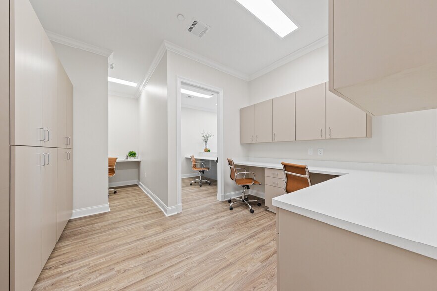 More Photos Of 1102 Apollo rd, Scott Office Residential For Lease