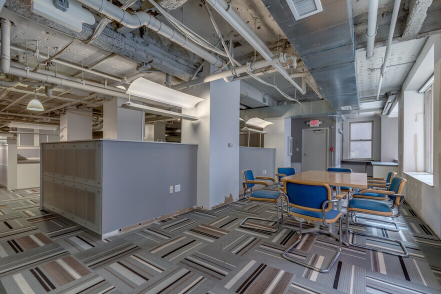 More Photos Of 300 N Broadway, Saint Louis Apartments For Sale