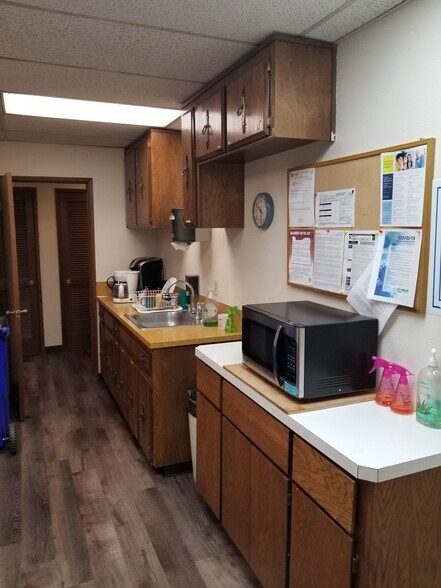 More Photos Of 333 E Main St, Hermiston Office Residential For Sale