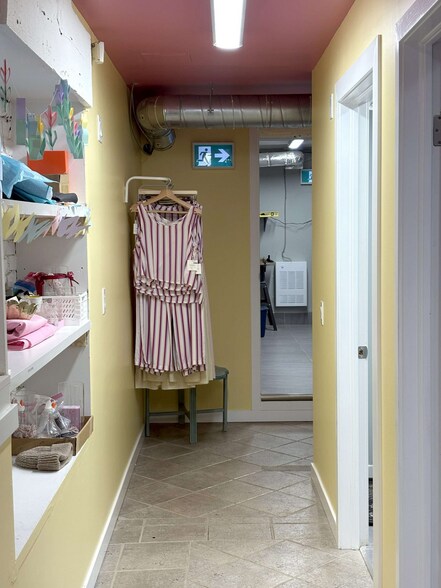 More Photos Of 227 Princess St, Kingston Storefront For Lease