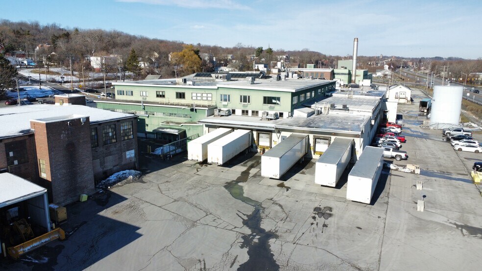 More Photos Of 400-465 Saratoga St, Cohoes Manufacturing For Sale