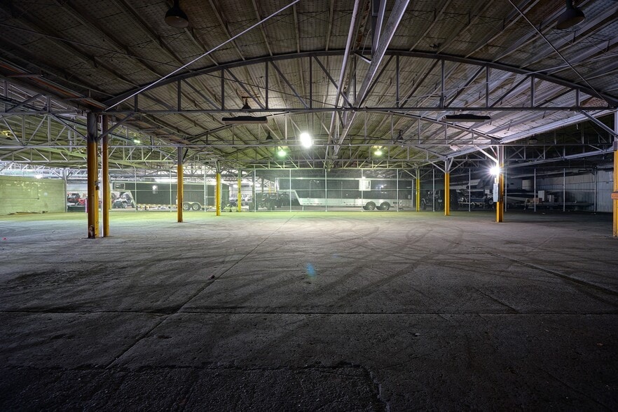 More Photos Of 2281 16th Ave, Columbus Industrial For Sale