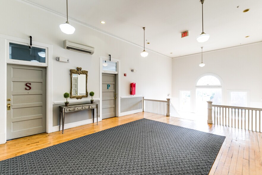 More Photos Of 141 E Wythe St, Petersburg Apartments For Sale