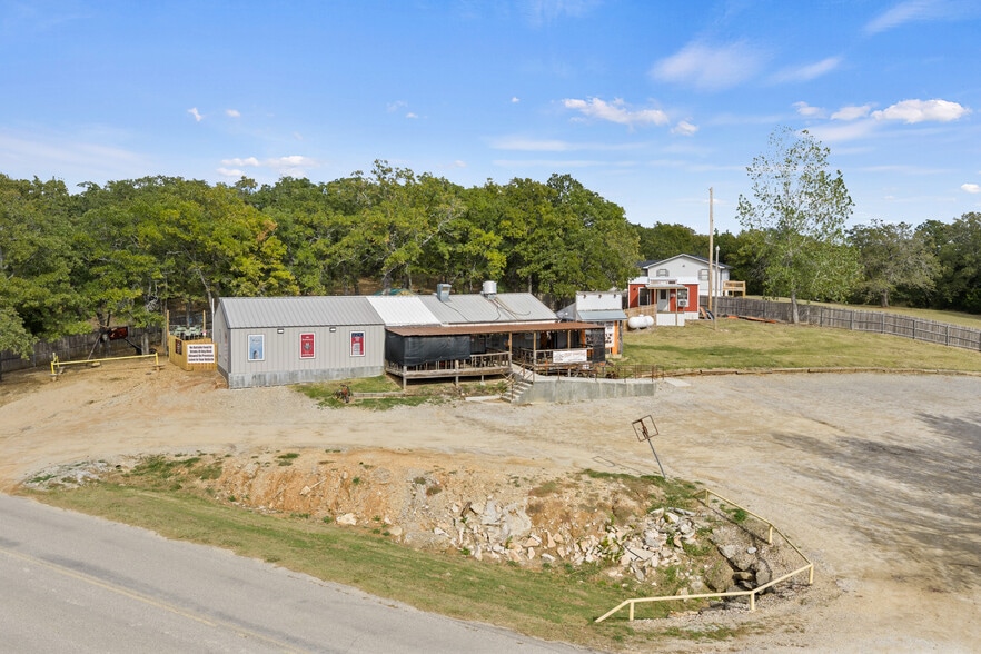 More Photos Of 3133 Chickasaw Trl, Sulphur Restaurant For Sale