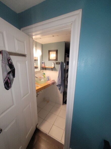 More Photos Of 2536 Indianapolis Ave, Indianapolis Apartments For Sale
