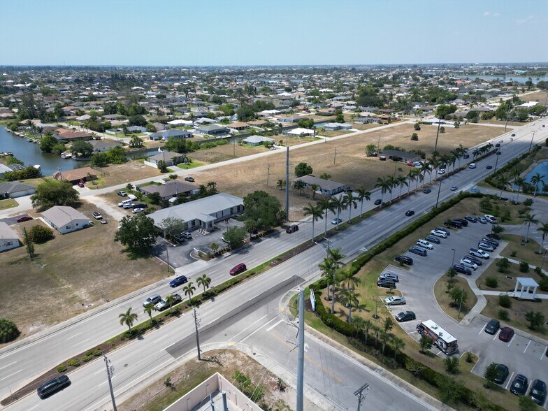 More Photos Of 1510 SW Santa Barbara Blvd, Cape Coral Medical For Lease