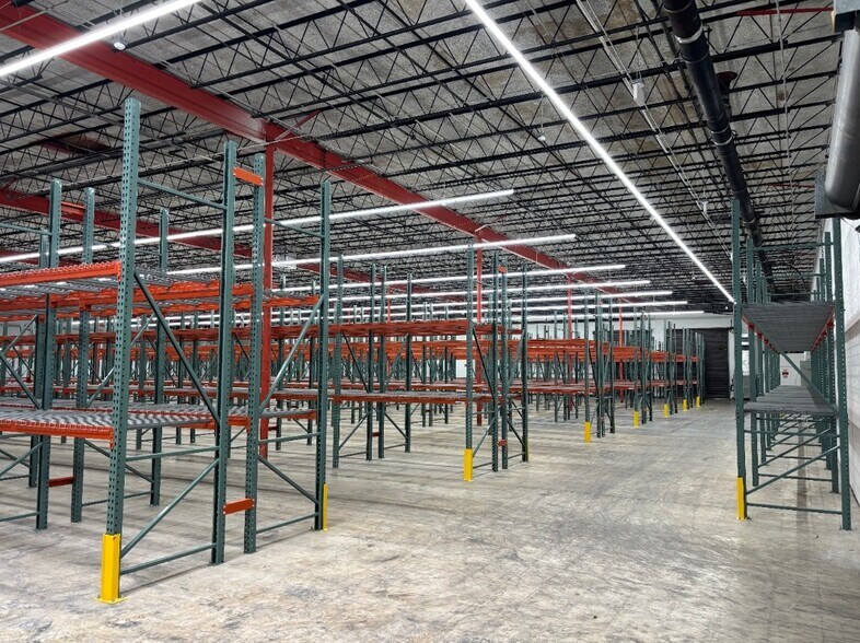 More Photos Of 6682 NW 16th Ter, Fort Lauderdale Warehouse For Lease