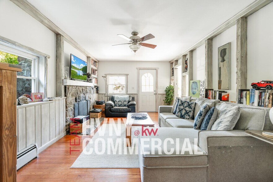 More Photos Of 553 Hosner Mountain Rd, Stormville Warehouse For Sale