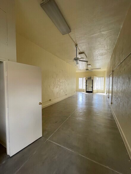 More Photos Of 2313 S Atlantic Blvd, Commerce Freestanding For Lease