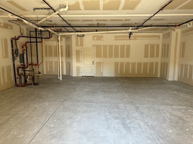 More Photos Of 9406 Mosaic Hts, Fountain Flex For Lease