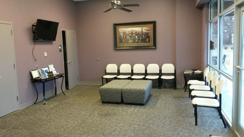 More Photos Of 2431 SE Washington Blvd, Bartlesville Freestanding For Lease