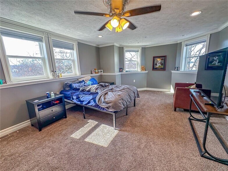More Photos Of 28 Church St, Camden Medical For Sale