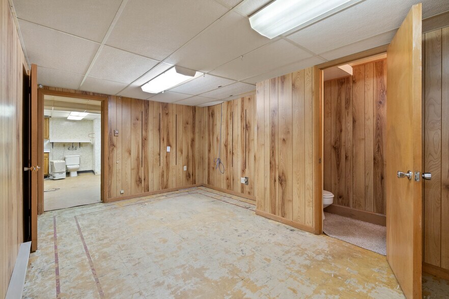 More Photos Of 1209 E 5th St, Superior Multifamily For Sale