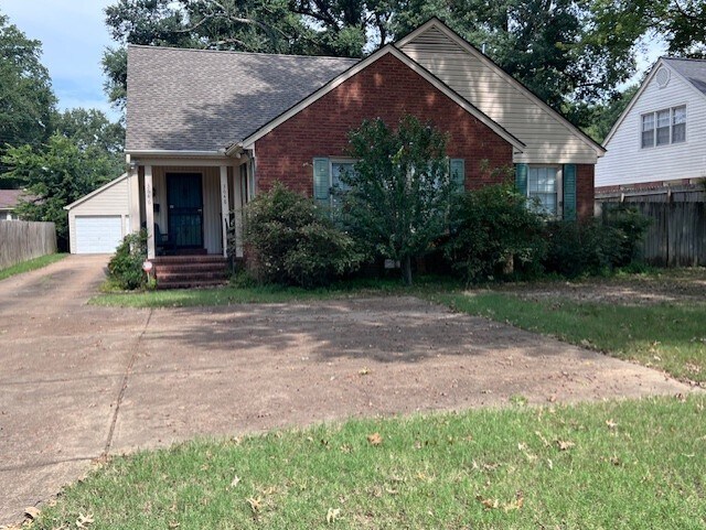 More Photos Of 3646 Walnut Grove Rd, Memphis Apartments For Sale