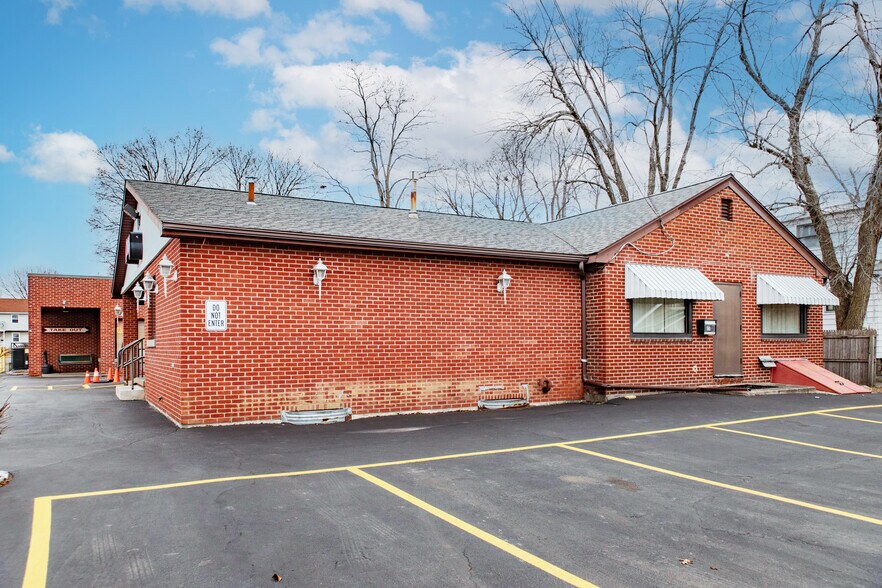 More Photos Of 126 Mariaville Rd, Schenectady General Retail For Sale