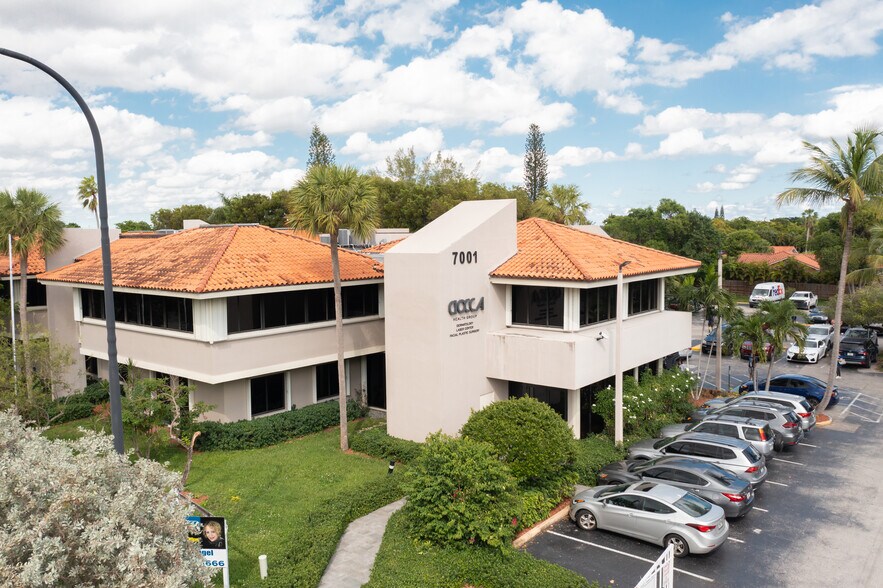 More Photos Of 7001 SW 97th Ave, Miami Office For Lease