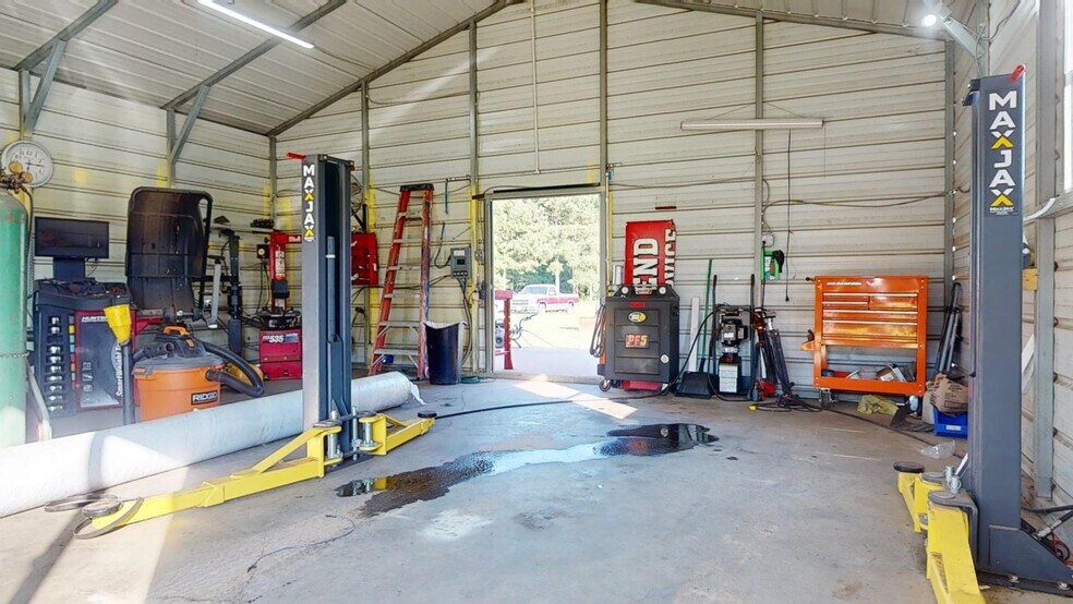 More Photos Of 8345 NC 27 W, Lillington Auto Repair For Sale