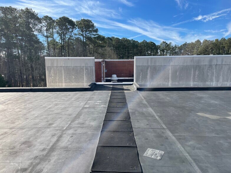 More Photos Of 720 Western Blvd, Tarboro Office For Sale