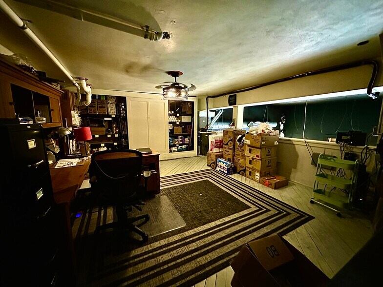 More Photos Of 124 N Main St, Lima Specialty For Sale