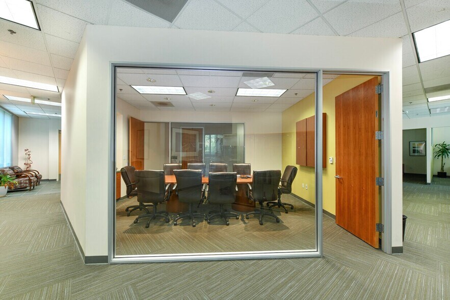 More Photos Of 899 Adams St, Saint Helena Office For Sale