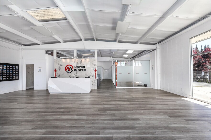 More Photos Of 953 W El Camino Real, Sunnyvale Auto Dealership For Lease