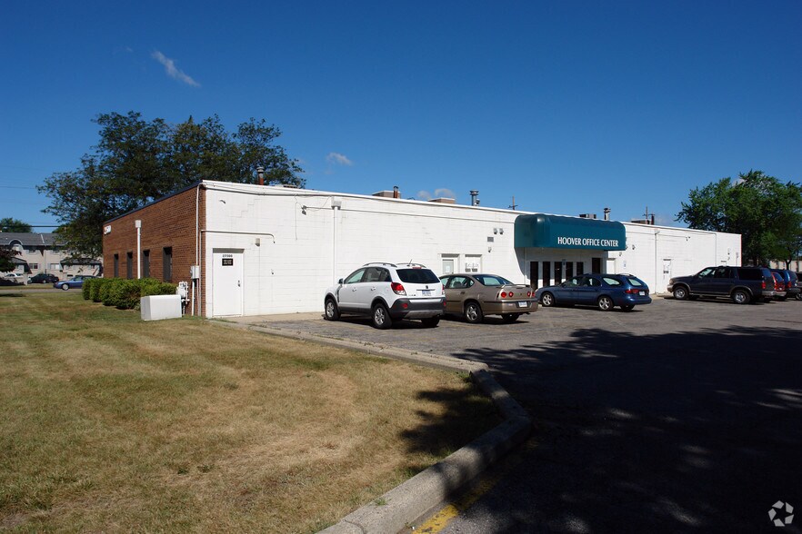More Photos Of 27500 Hoover Rd, Warren Medical For Lease