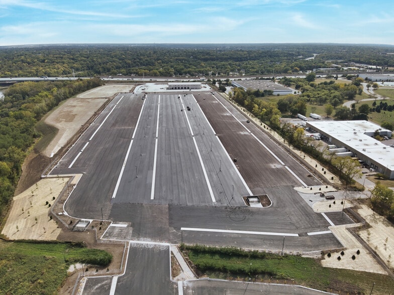 More Photos Of 70 Airport Rd, Elgin Land For Lease