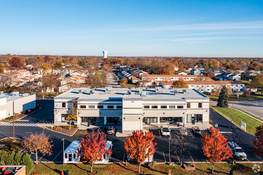 Primary Photo Of 240-292 Town Center Ln, Glendale Heights Unknown For Lease