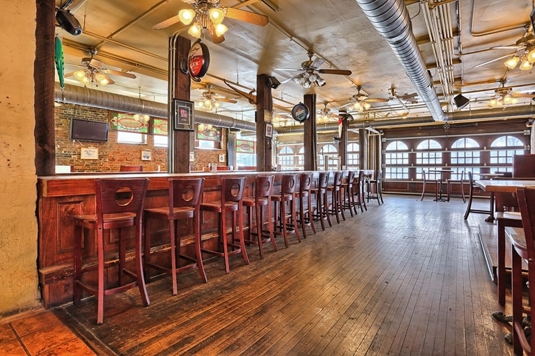 More Photos Of 321 N 2nd St, Harrisburg Restaurant For Lease