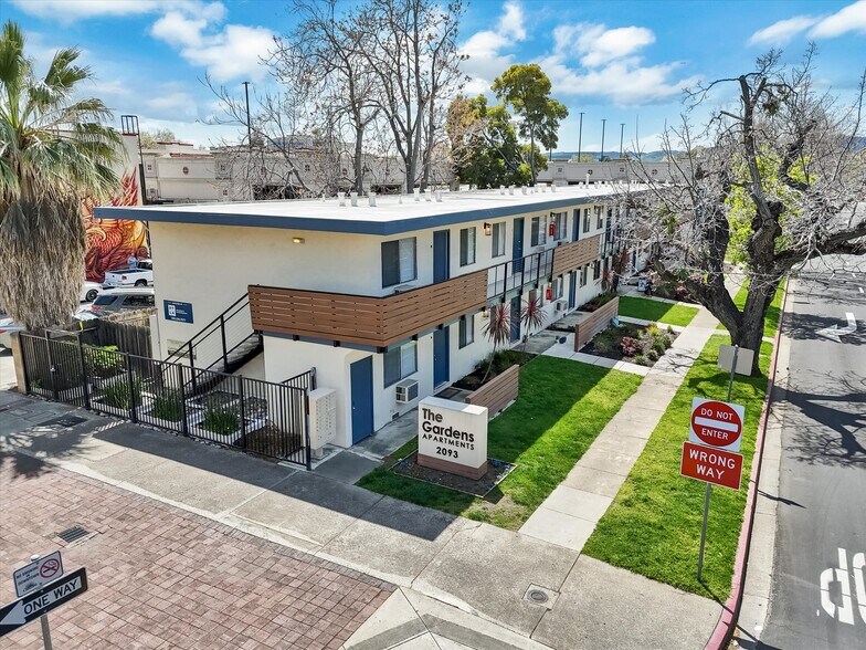 Primary Photo Of 2093 Mount Diablo St, Concord Apartments For Sale