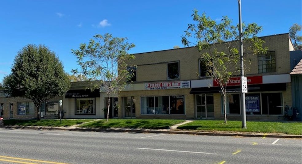 More Photos Of 635-643 S La Grange Rd, La Grange Storefront For Sale