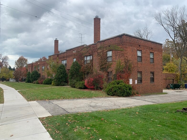 More Photos Of 2521 Noble Rd, Cleveland Heights Apartments For Sale