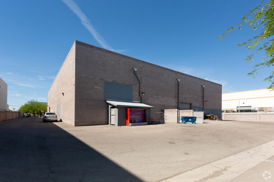 More Photos Of 1910 E Maule Ave, Las Vegas Warehouse For Sale