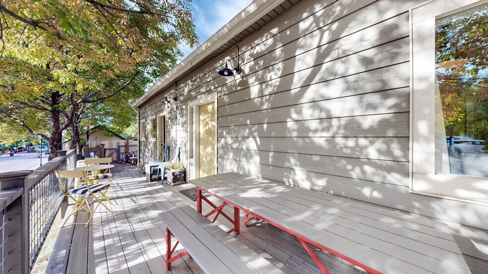 More Photos Of 100 W Cleveland St, Lafayette Office Residential For Sale
