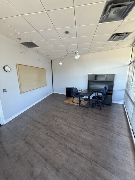 More Photos Of 1350 Market St, Tallahassee Freestanding For Lease