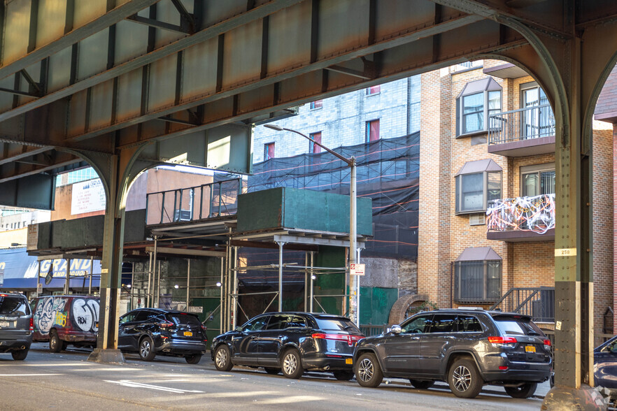 Primary Photo Of 30-17 31st St, Astoria Hotel For Lease