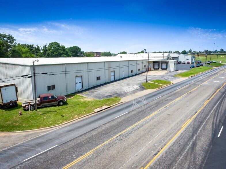 More Photos Of 699 N Frankston Hwy, Frankston Warehouse For Sale