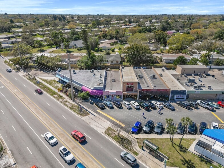 More Photos Of 3576 Webber St, Sarasota Freestanding For Sale